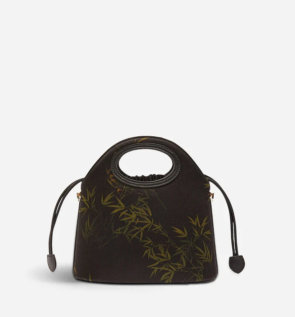 01_Xiangyunsha_Silk_Bamboo_Black_Drawstring_Bucket_Bag_YS120670