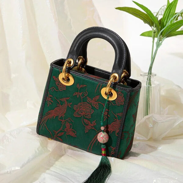 Xiangyunsha Silk Green Retro Cowhide Handbag with Pendant - Image 5