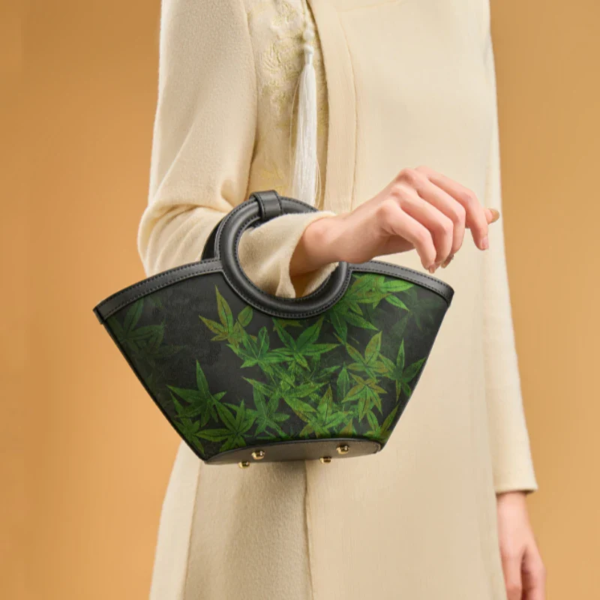 Xiangyunsha Silk Black Maple Leaves Basket Bag - Image 4