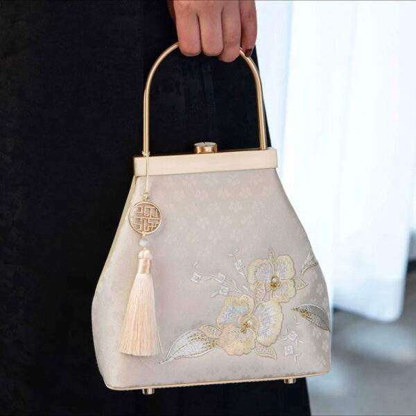 Embroidery Mulberry Silk Orchid Kiss Lock Clutch Handbag - Image 4