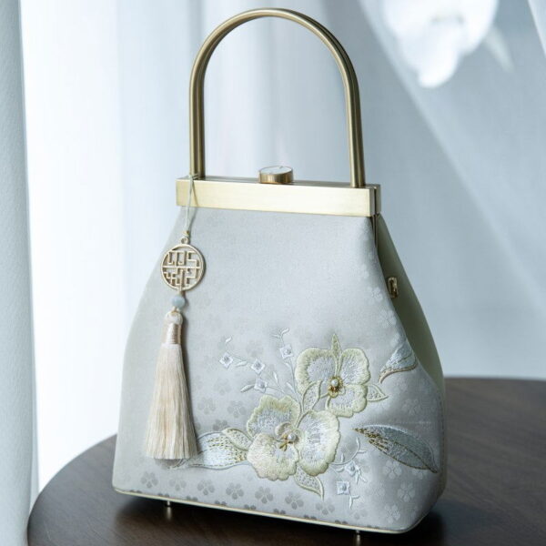 Embroidery Mulberry Silk Orchid Kiss Lock Clutch Handbag - Image 7