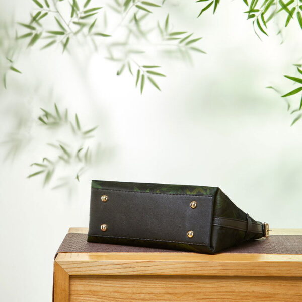 Xiangyunsha Silk Large-Capacity Green Tote Bag - Image 8