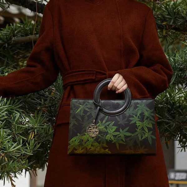 Mulberry Silk Bamboo Print Black Crossbody Bag - Image 2