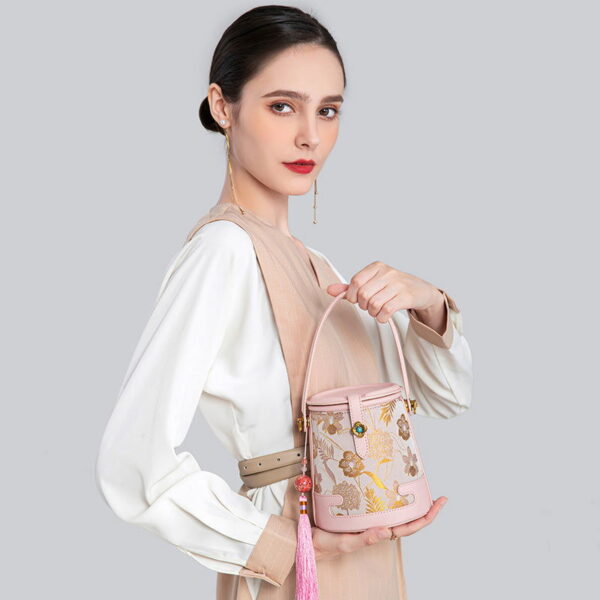 Song Brocade Fragrant Cloud Silk Bucket Bag - Image 4