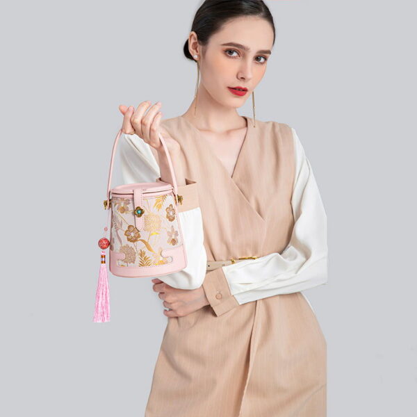 Song Brocade Fragrant Cloud Silk Bucket Bag - Image 5