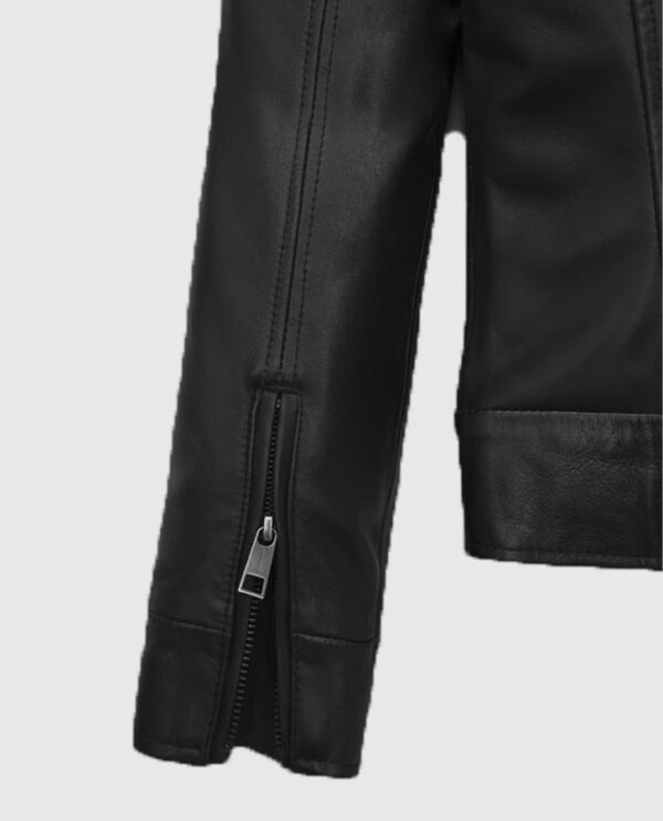 Hailey Baldwin Bieber's Leather Jackets - Image 6