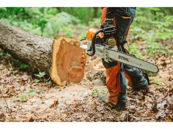 STIHL MS 462 C-M 28 72.2cc 28″ 13 Lbs Fuel-Efficient Gas-Powered M-Tronic C-M Chainsaw w/Bar & Chain - Image 4
