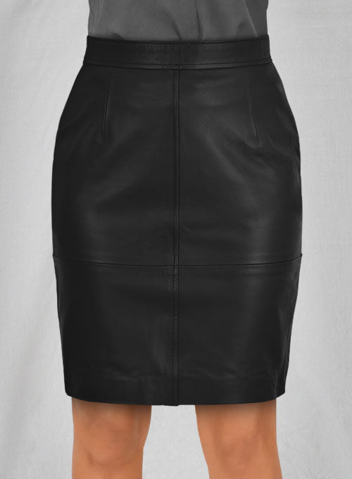 blackmeghanmarkleleatherskirt