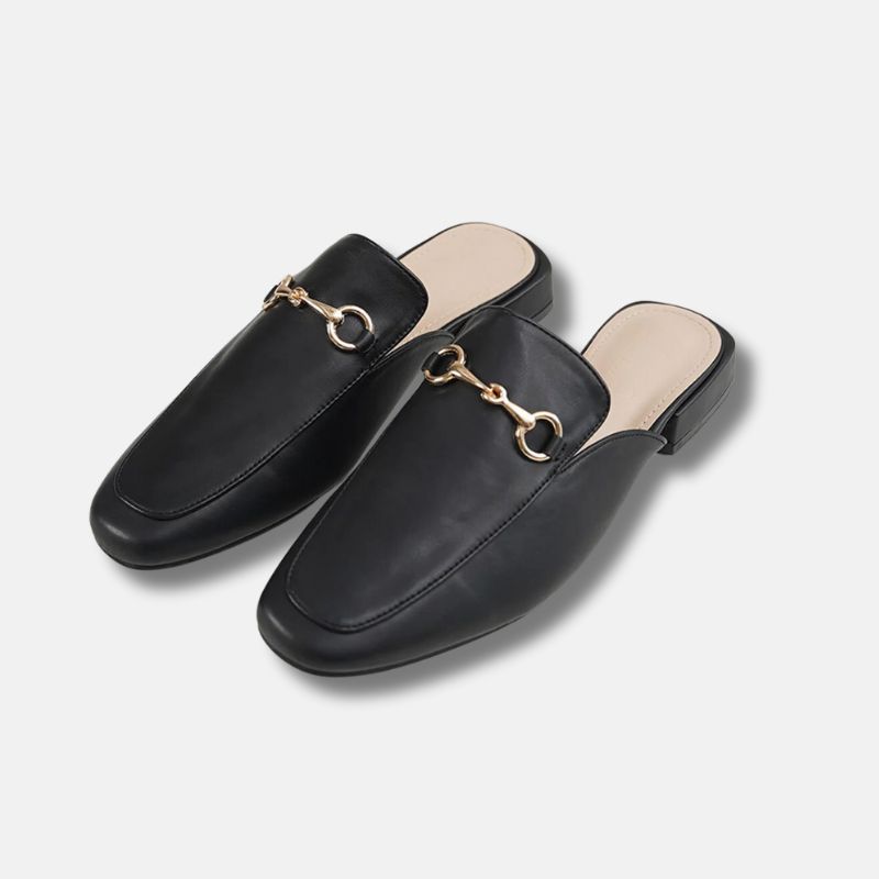 black-leather-slip-on-loafers-women_fd972c04-ea44-4f76-b4ff-8ea7f16e602b