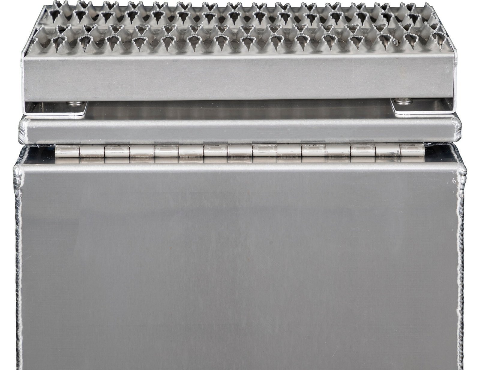 Buyers Products 28-in x 24-in x 18-in Smooth Aluminum Step Box Truck Tool Box 1705281 - Image 7