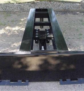 log-splitter-hq-30-ton-twin-beam-upside-down-skid-steer-log-splitter-22145529_69db64f5-6ca5-4284-9fe1-7c4842b6ac86-1.jpg